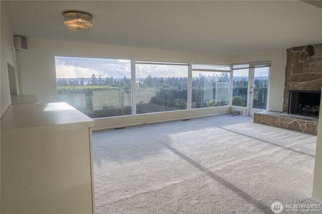 Foto del edificio - 3bd/1.75ba Bellevue Home