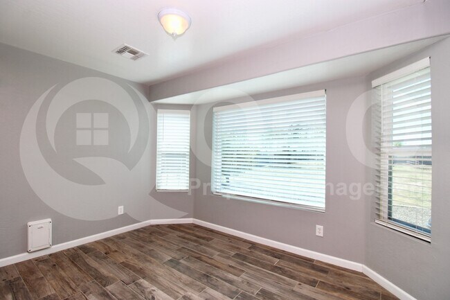 Foto del edificio - 21009 S 194th St