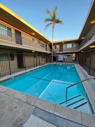 Foto principal - 3224 Chapman St