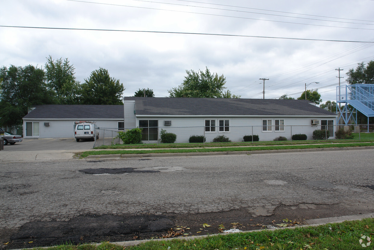 Building Photo - 4601 S Martin Luther King Jr Blvd