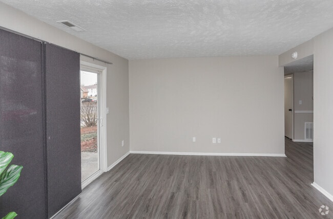 2BR, 2BA/Aurora - 1100 SF - The Eclipse Apartment Homes