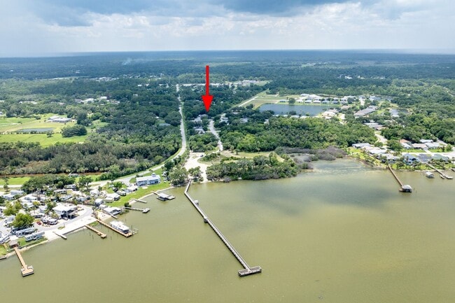 Building Photo - FURNISHED LONG TERM RENTAL-Lighthouse Cove