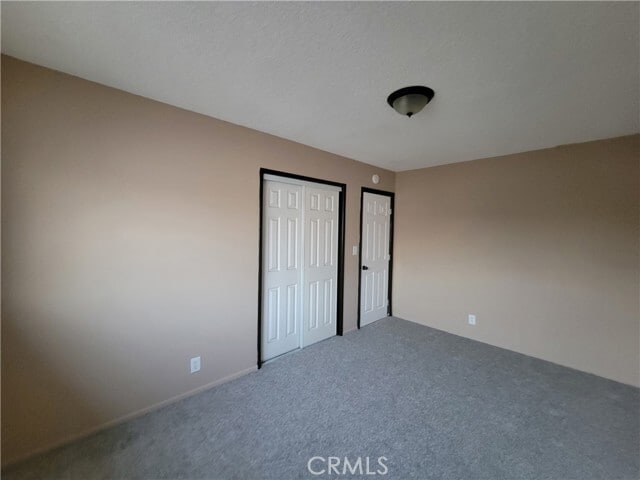 Foto del edificio - 2352 Lewis Ave