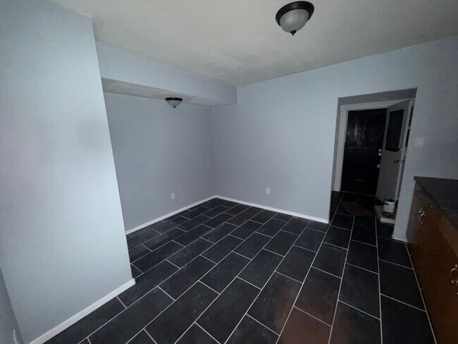 Foto del edificio - 522 S Soto St