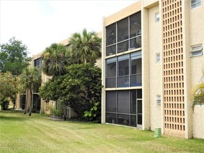 Building Photo - 8401 SW 107th Ave
