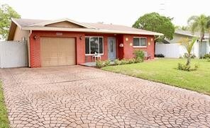 Foto principal - 6860 NW 31st Way