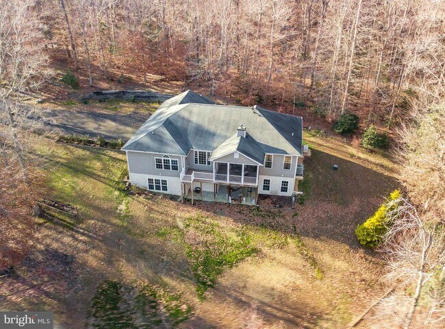 Foto del edificio - 24900 Fox Run Ln
