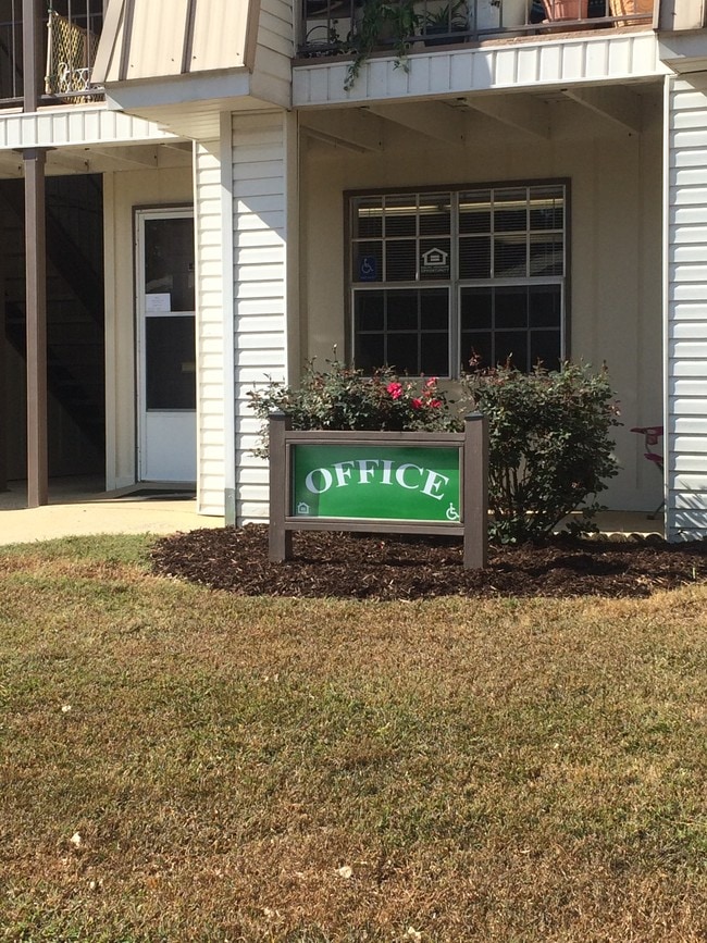 Springhill Apartments in Berry, AL