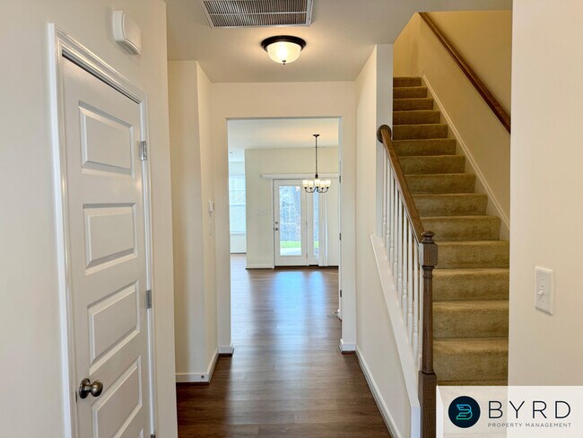 Building Photo - 18529 Palisades Rdg