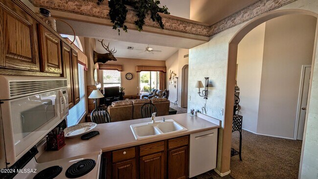 Foto del edificio - 64576 E Wind Ridge Cir