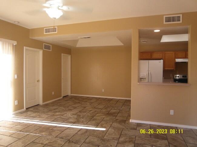 Foto del edificio - 17031 N 16th Dr