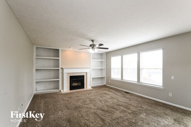 Building Photo - 8752 Rapp Dr