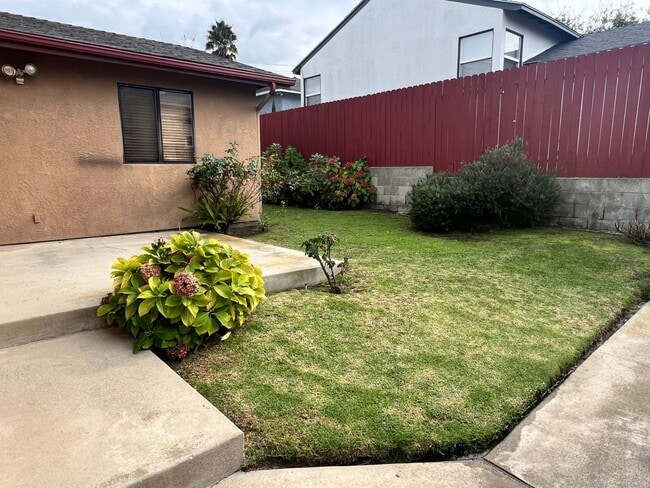 Photo - Grand Ave Barakat Apartment