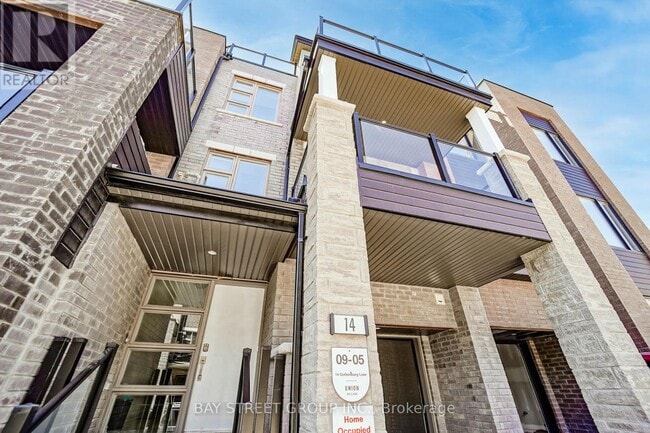 Building Photo - 14 Gothenburg Ln