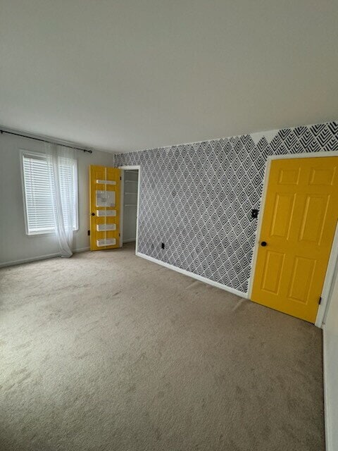Building Photo - Room for rent - includes all utilities, in...