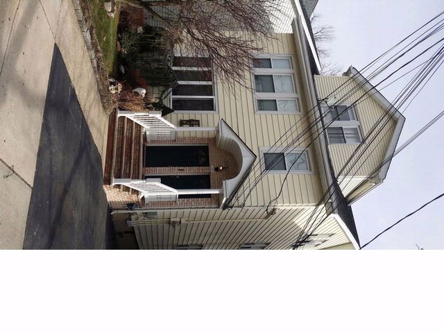 Primary Photo - 168 Rutherford Pl