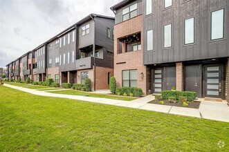 Building Photo - 2806 Addison Park Ln