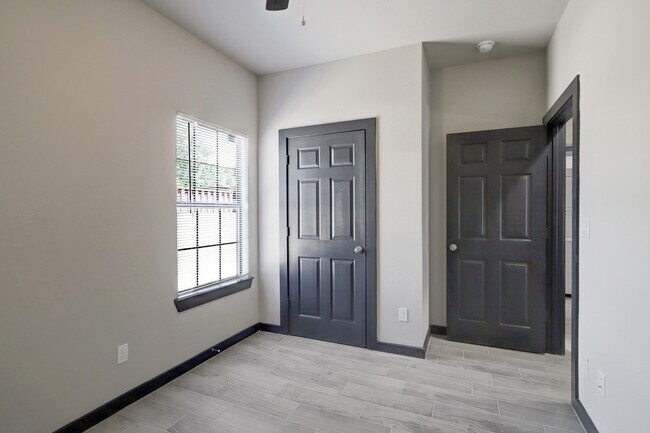 Foto del edificio - 5626 Kittridge St
