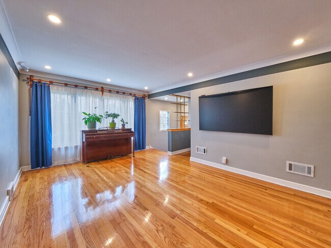 Foto del edificio - 5321 S Kildare Ave