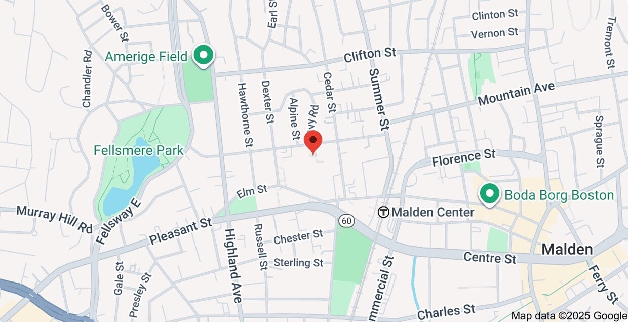 Building Photo - 92 Maple St