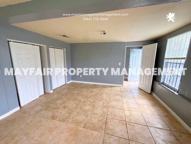Foto del edificio - 13325 NW 17th Ave