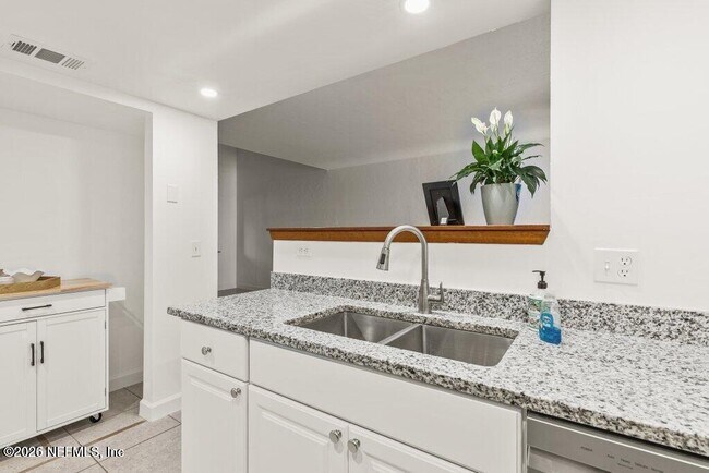 Foto del edificio - 2885 Sand Castle Ln