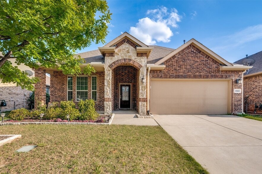 Photo - 1012 Lake Meadow Lane Unit
