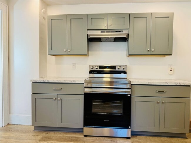 Building Photo - 34 Terrace Park