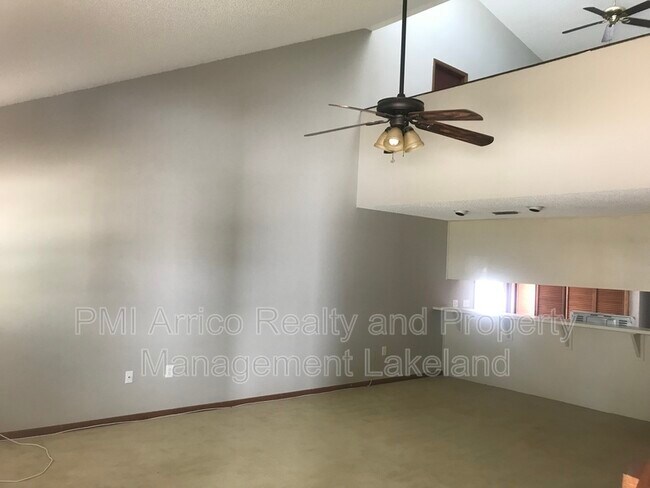 Building Photo - 3545 Raintree Way