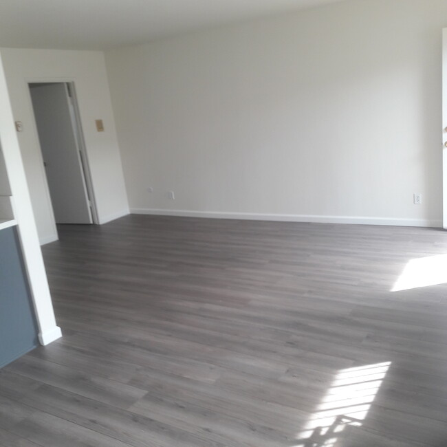 Building Photo - 14333 Friar St