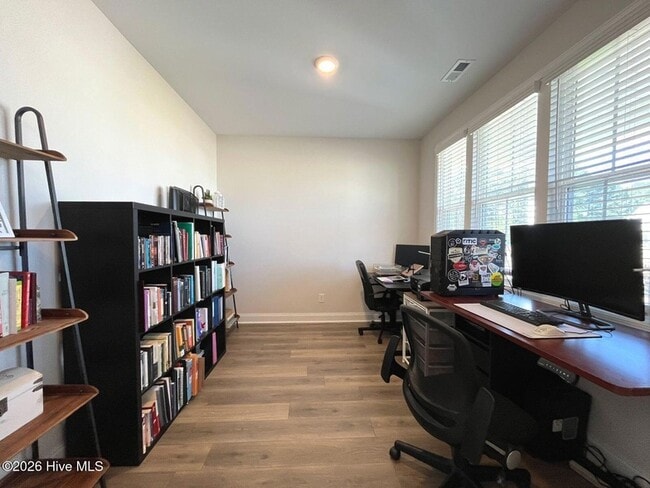 Foto del edificio - 158 Rocking Horse Ln