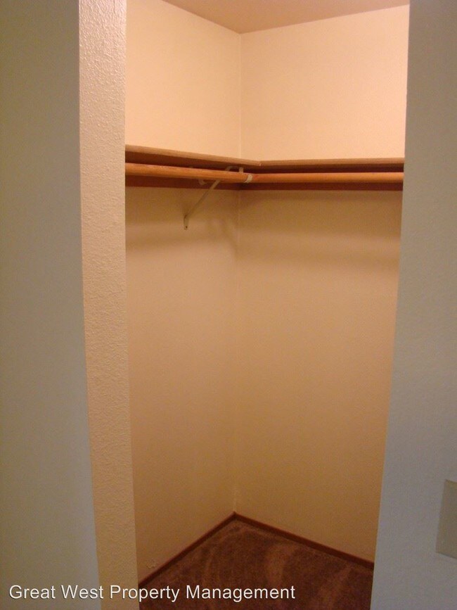 Building Photo - 2 br, 2 bath Apartment - 10103 148th St Ct E