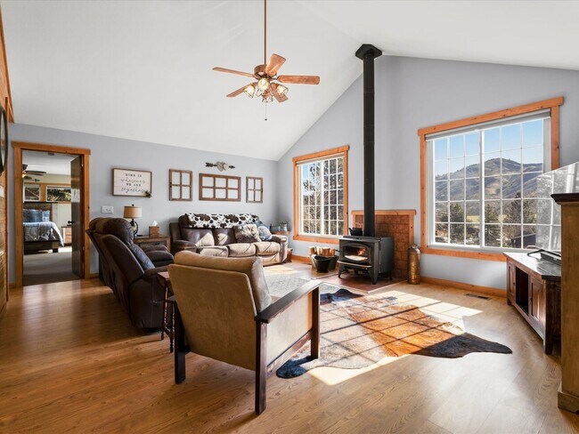 Foto del edificio - Spacious Single-Level Home in Wilderness Ranch