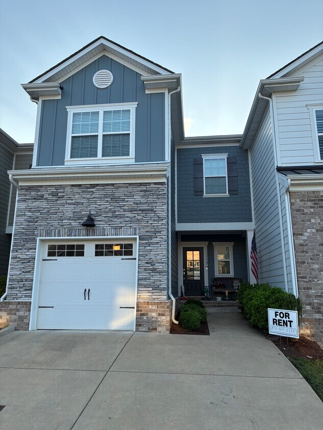 Foto del edificio - 113 Bergen Dr