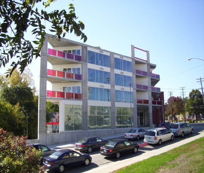 Foto del edificio - Stadium Lofts Apartments