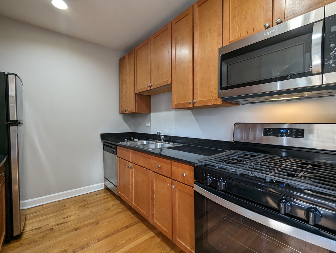 Foto principal - 4612 N Wolcott Ave