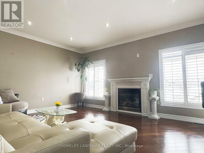 Photo du bâtiment - 10 Highland Terrace