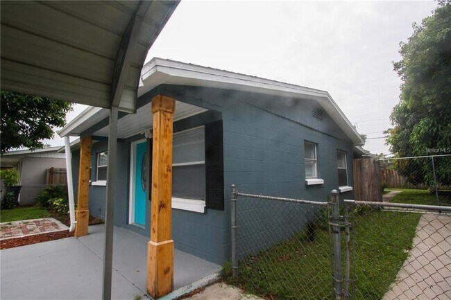 Foto del edificio - 1039 Woodland Ave