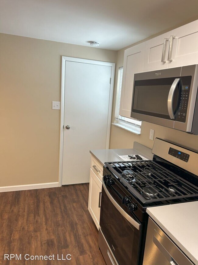 Building Photo - 3 br, 1.5 bath House - 926 Harper Road