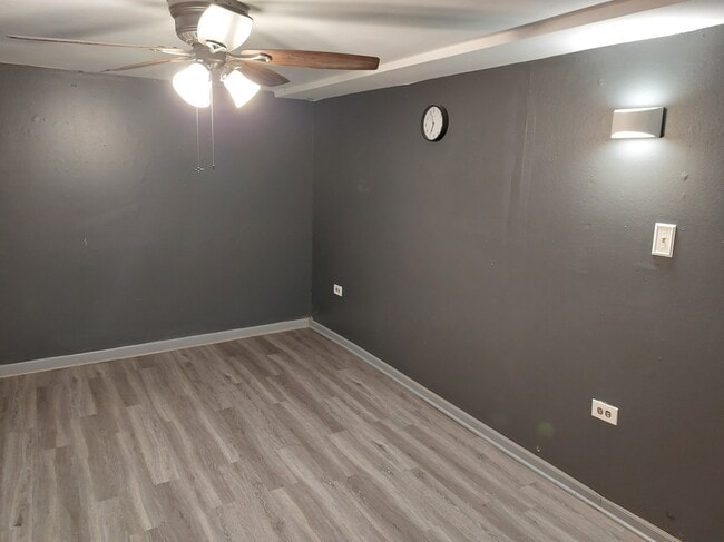 Big bedroom - 12262 S McDaniels St