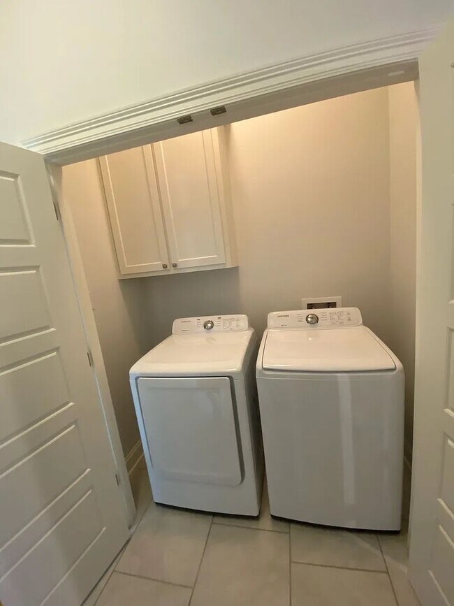 Foto del edificio - Charming 2-bedroom, 2-bath rental home in Baton Rouge, conveniently located near LSU