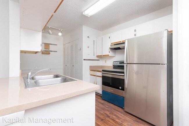 Foto del edificio - 1 br, 1 bath House - 18310 NW 68 AVE #L