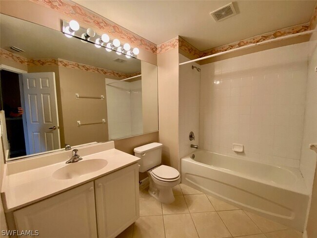 Building Photo - 8291 Village Edge Cir