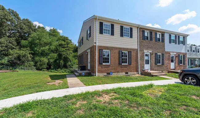 Foto del edificio - 8201 Averill Ct