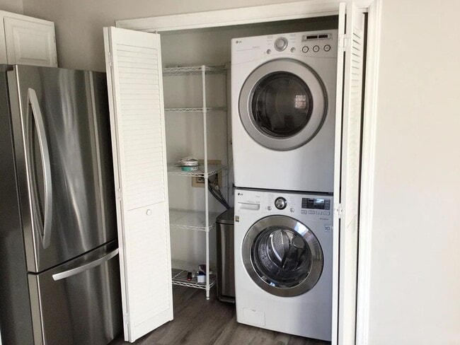 Building Photo - Charming 2-Bedroom Townhome in Bent Creek – Available March 10th