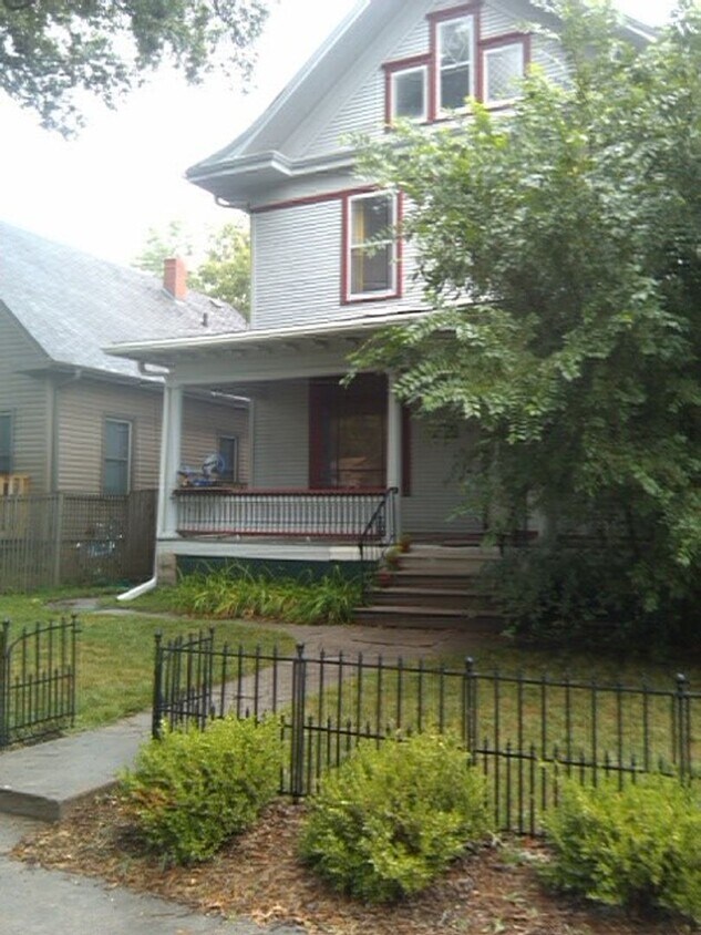 Primary Photo - 1742 S 14th St