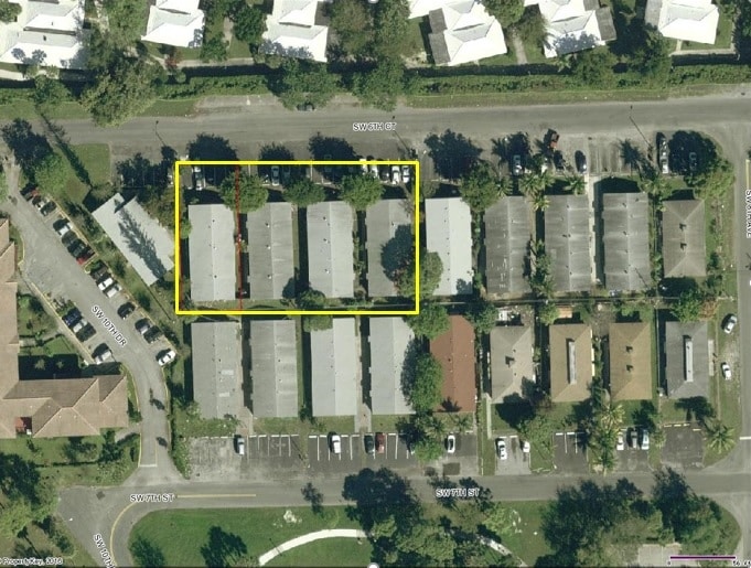 Building Photo - 850-880 SW 6th Ct