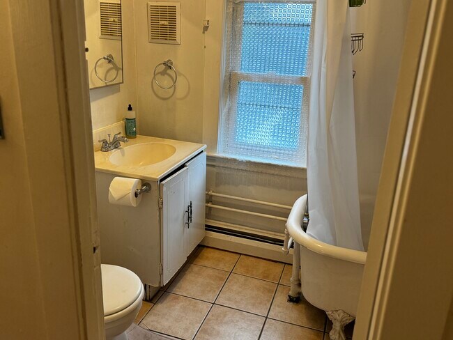 Foto del edificio - 21 Royall St