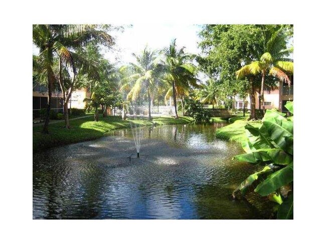 Foto del edificio - 770 SE 2nd Ave