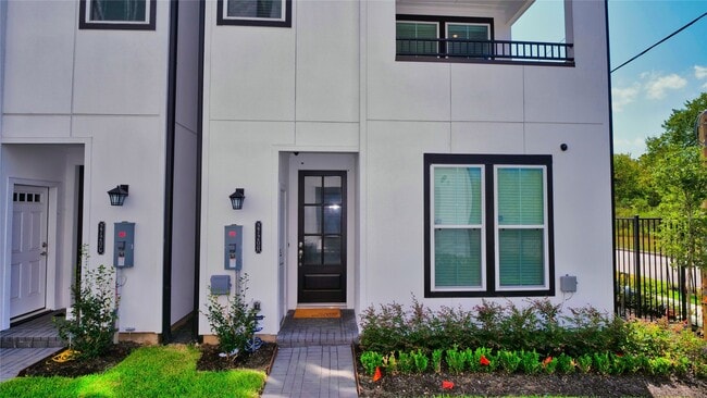 Foto del edificio - 2720 Grand Fountains Dr